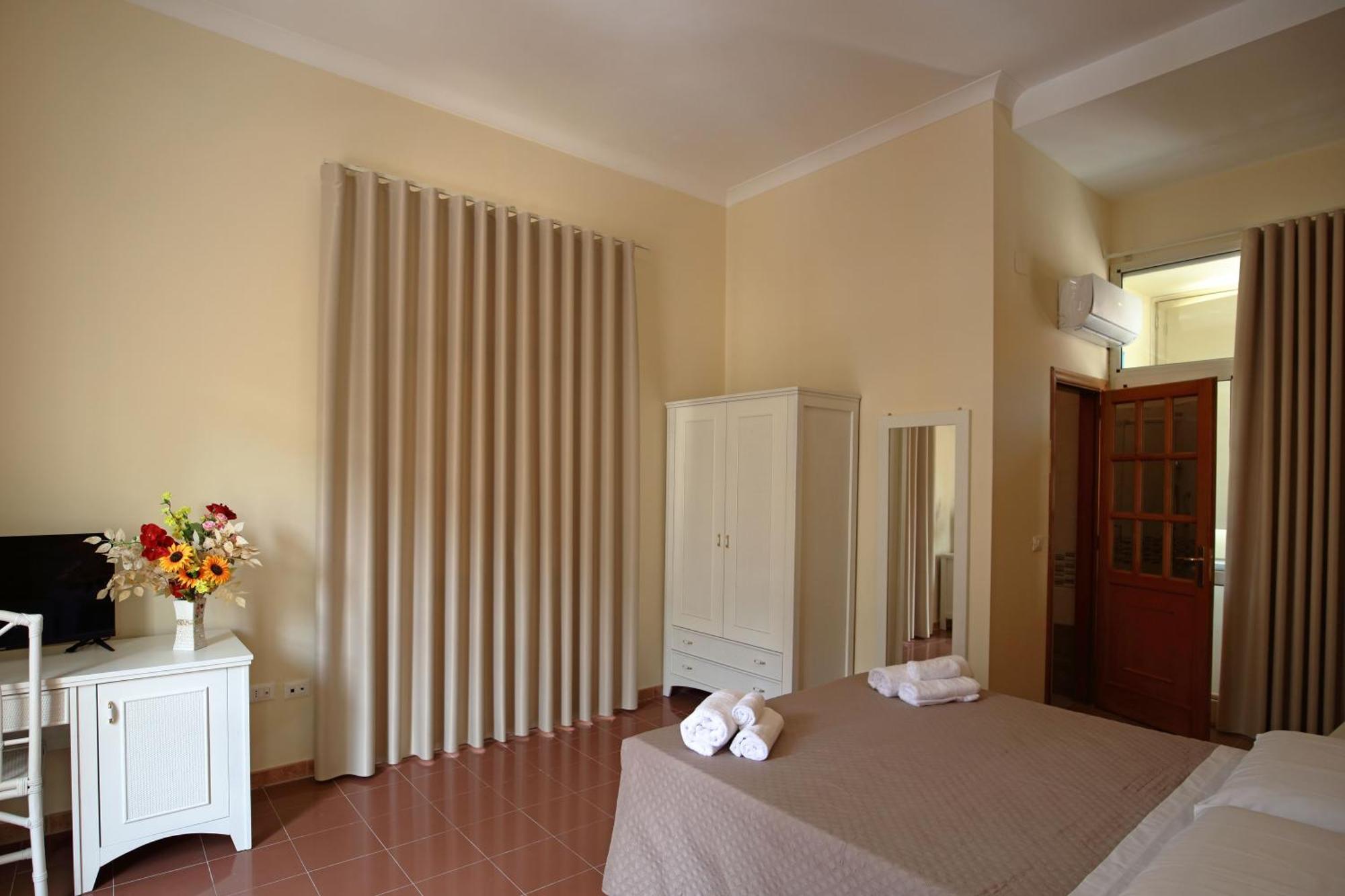 Hotel Della Piazza Pizzo  Extérieur photo