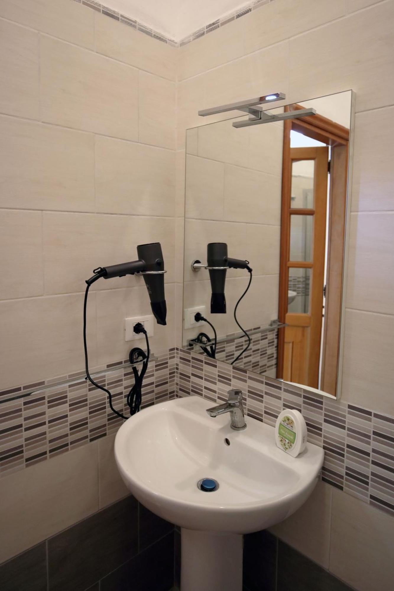 Hotel Della Piazza Pizzo  Extérieur photo