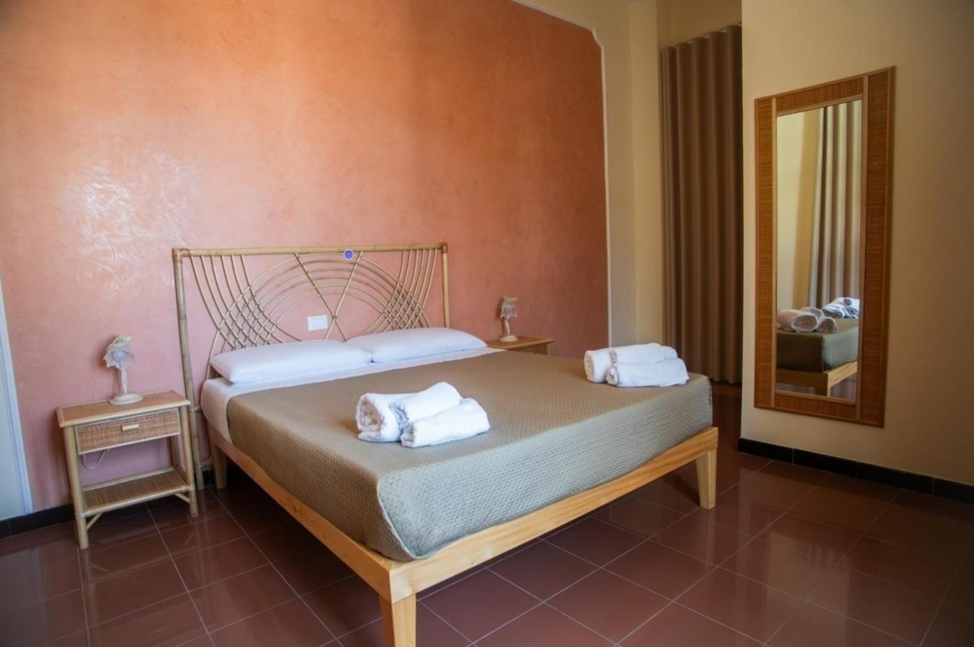 Hotel Della Piazza Pizzo  Extérieur photo